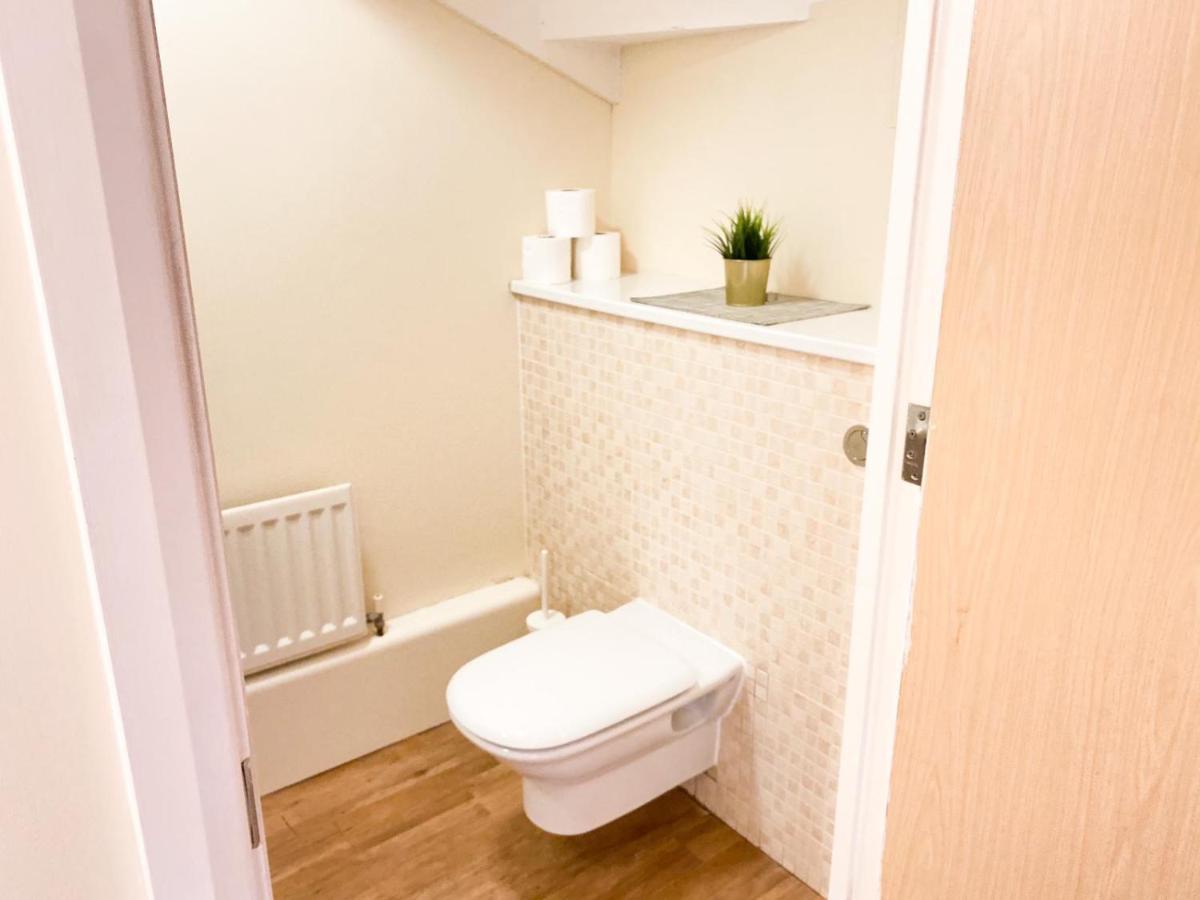 Tudors Esuites House City Centre Netflix Birmingham Extérieur photo