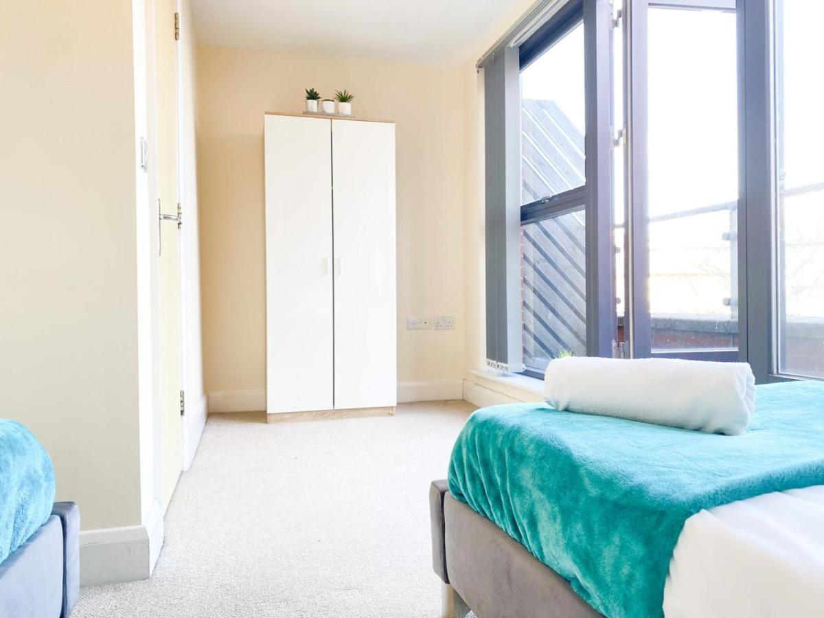 Tudors Esuites House City Centre Netflix Birmingham Extérieur photo